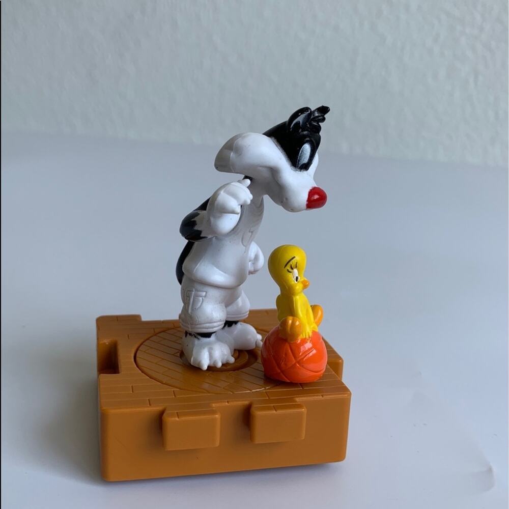 NEW 1996 Space Jam Silvestre & Tweety - Picture 4 of 8